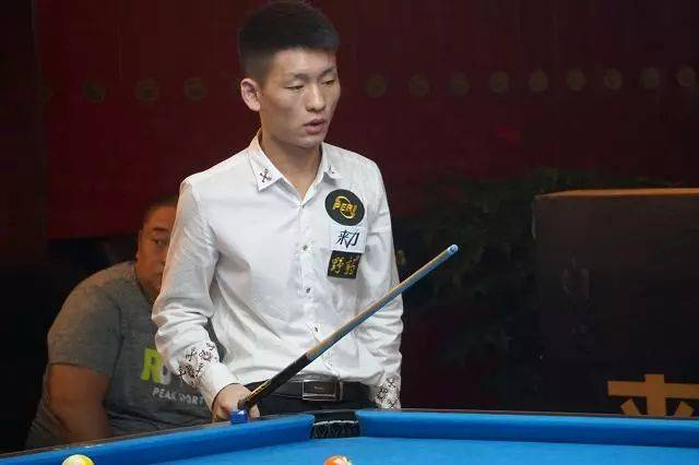 勇士队以其 勇士队以其