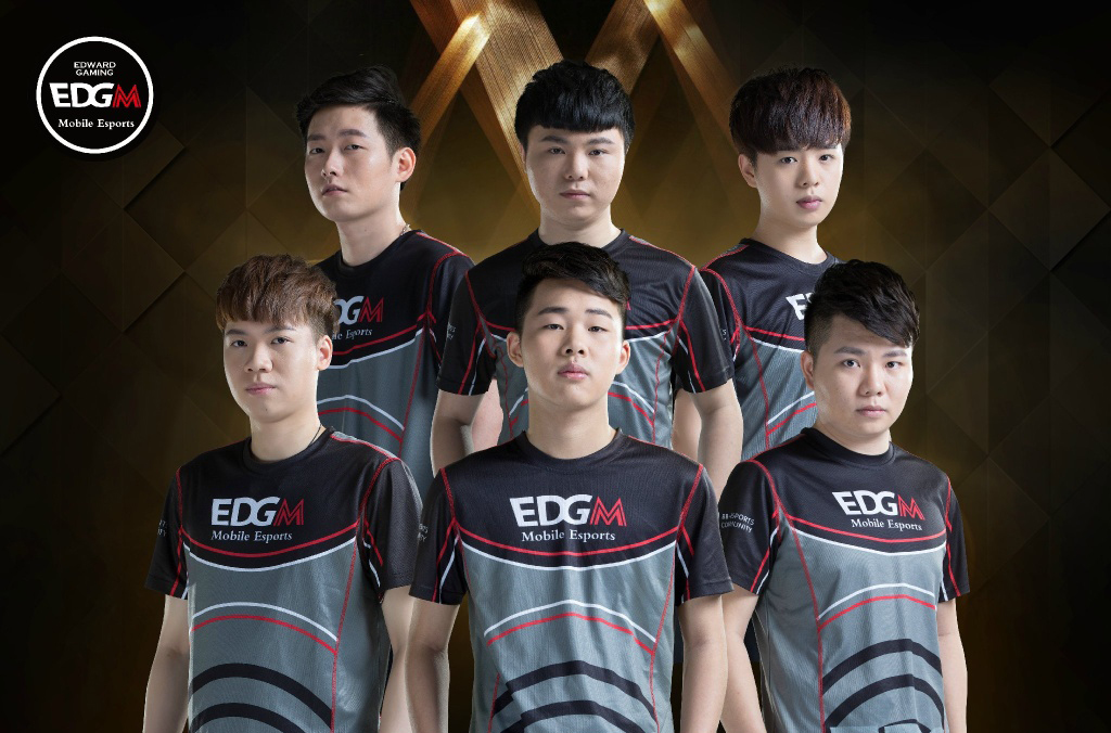 这名年轻球 这名年轻球