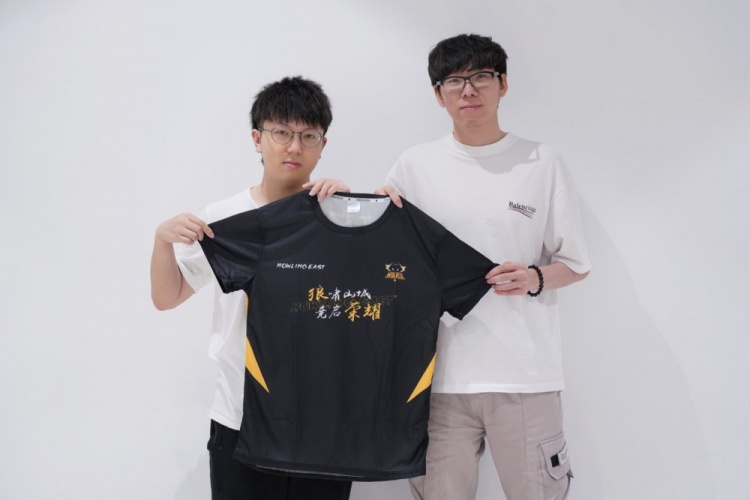 引发公众哀 引发公众哀